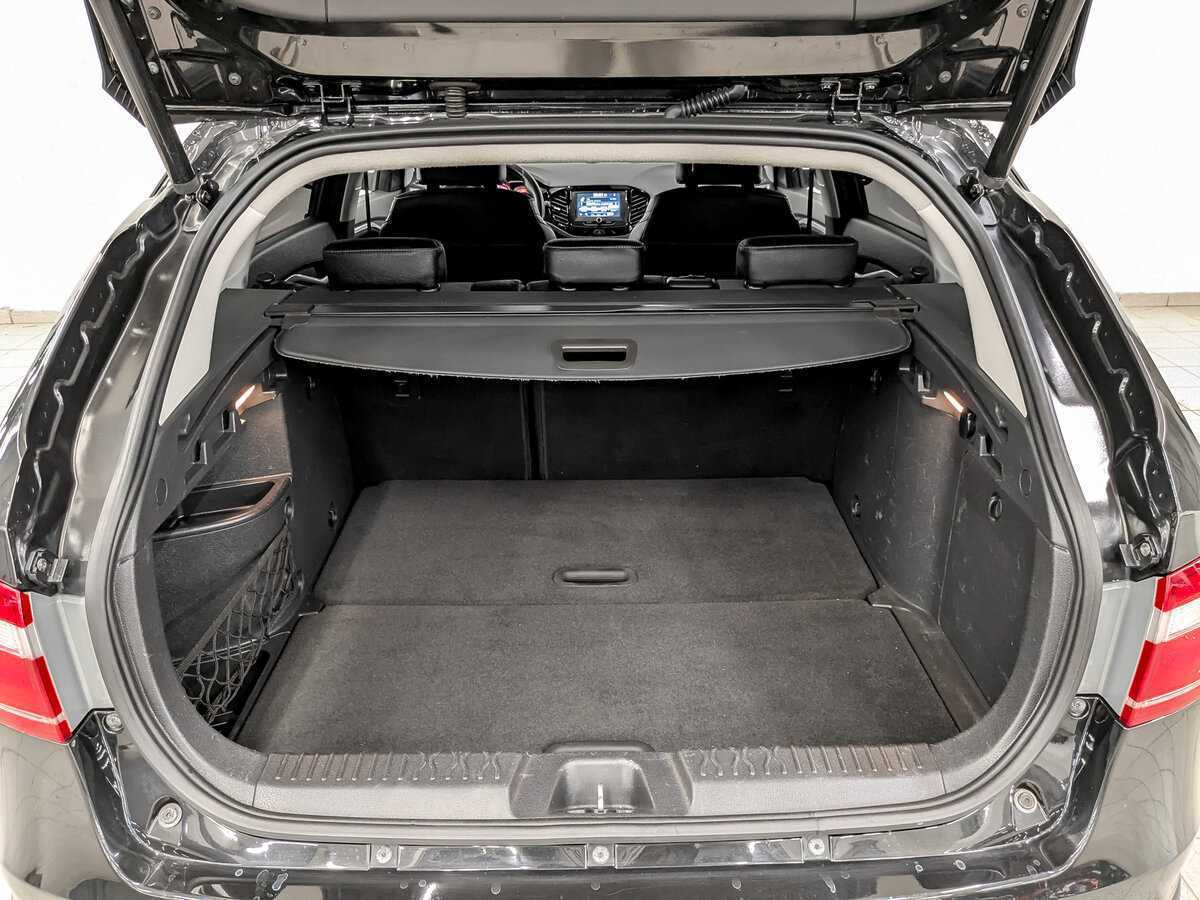 Lada (ВАЗ) Vesta б/у, 2019, Механическая. Фото: #9