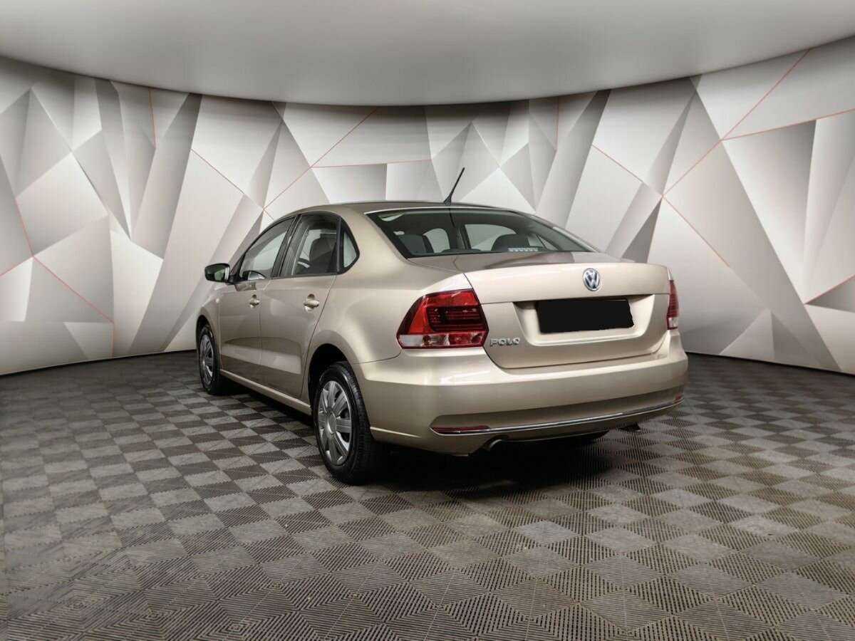 Volkswagen Polo б/у, 2016, Автоматическая. Фото: #3