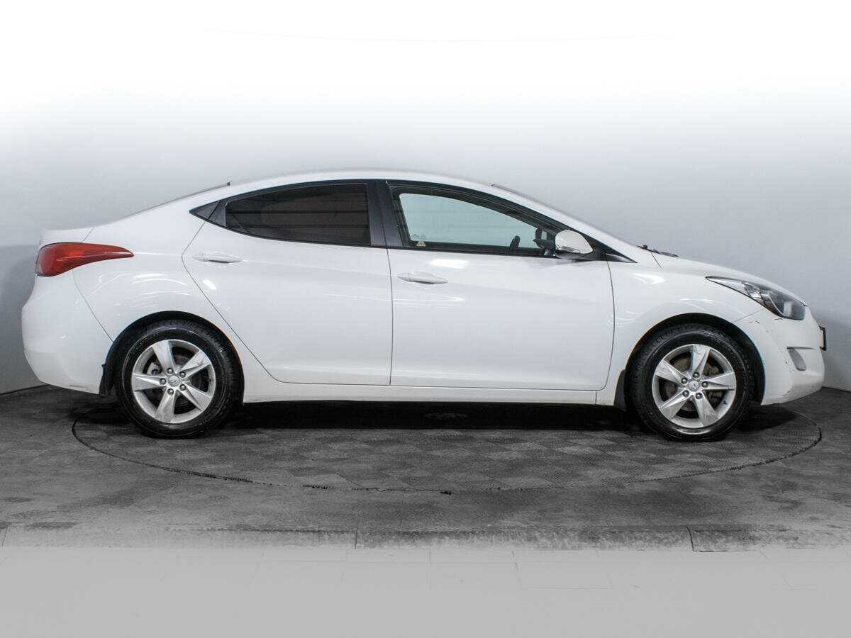 Hyundai Elantra б/у, 2013, Автоматическая. Фото: #3