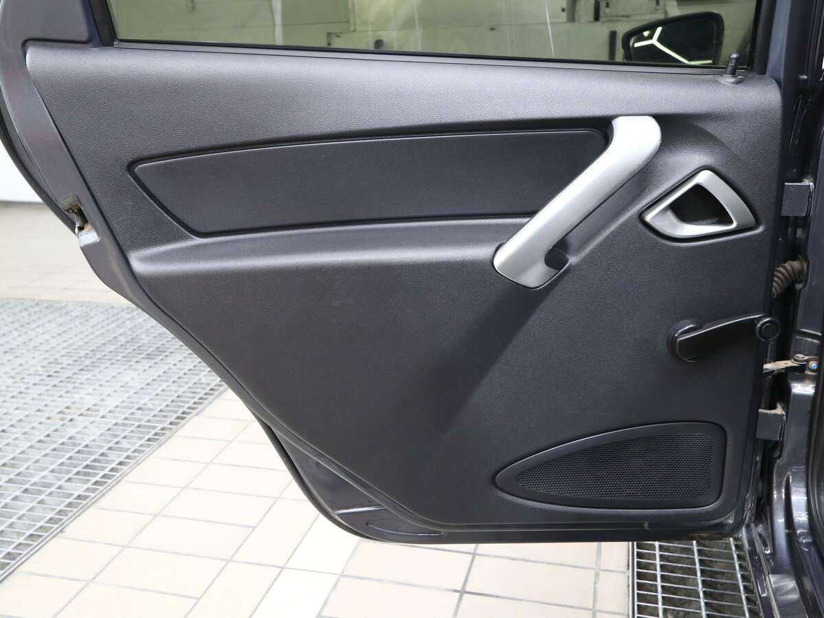 Lada (ВАЗ) Granta б/у, 2020, Механическая. Фото: #15