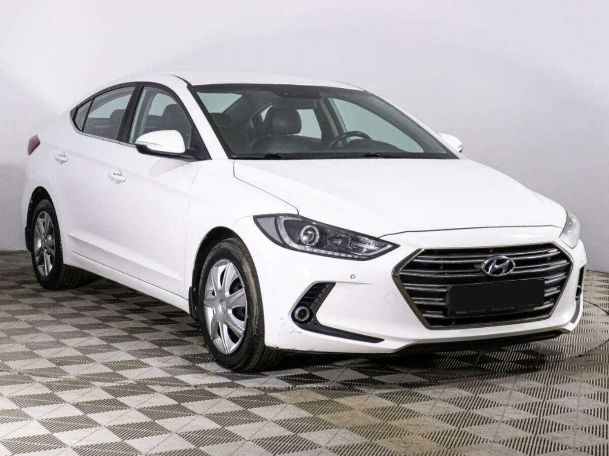 Hyundai Elantra б/у, 2016, Автоматическая. Фото: #2