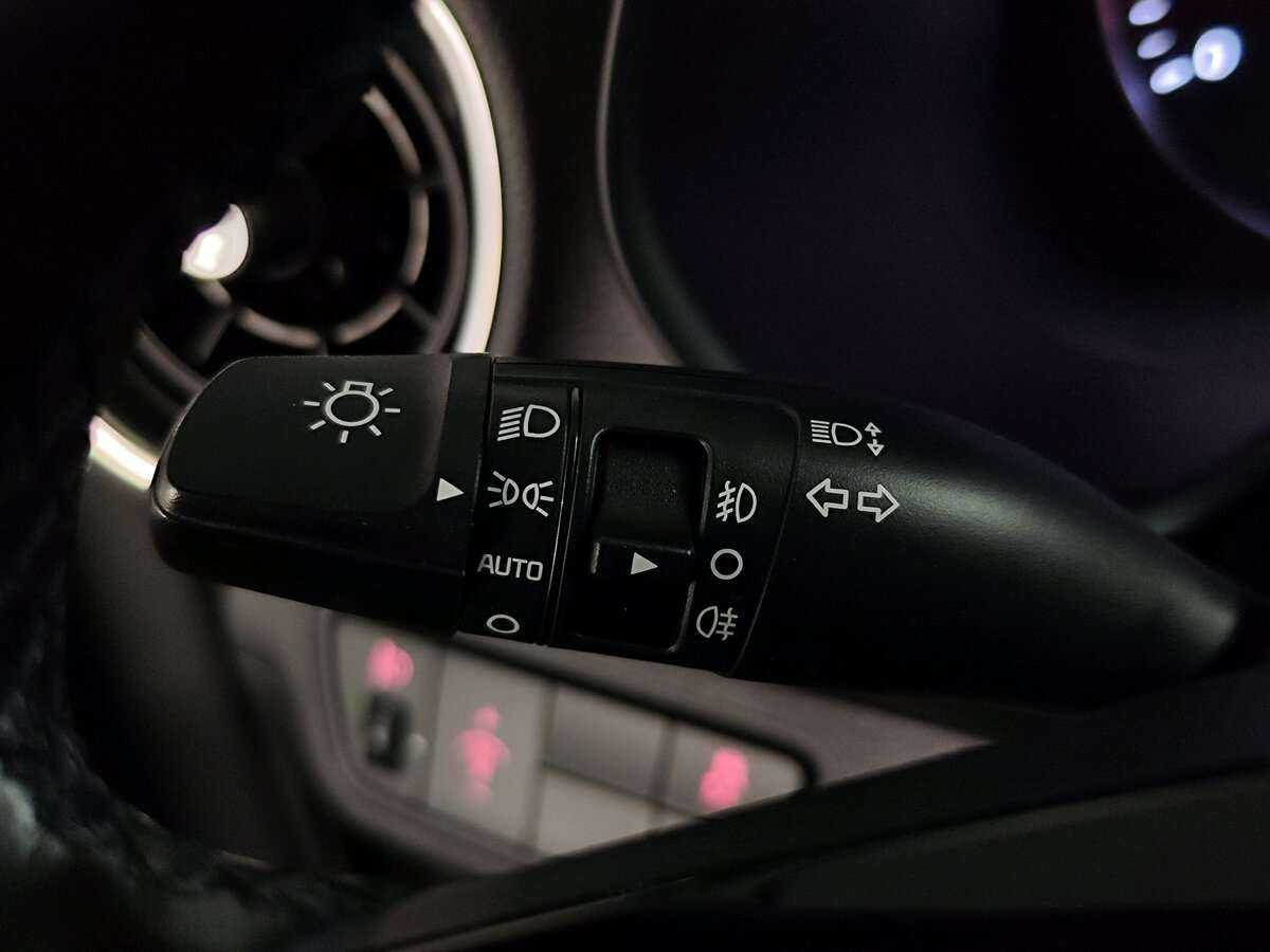 Kia Cerato б/у, 2020, Автоматическая. Фото: #18