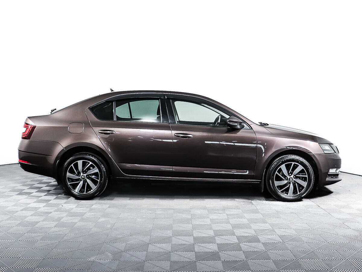 Skoda Octavia б/у, 2018, Роботизированная. Фото: #3