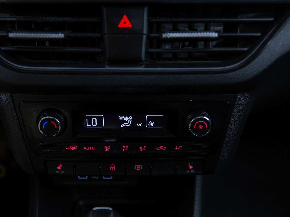 Volkswagen Polo б/у, 2020, Автоматическая. Фото: #13