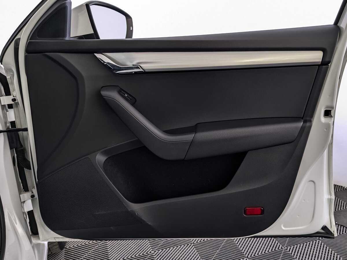 Skoda Octavia б/у, 2017, Механическая. Фото: #22