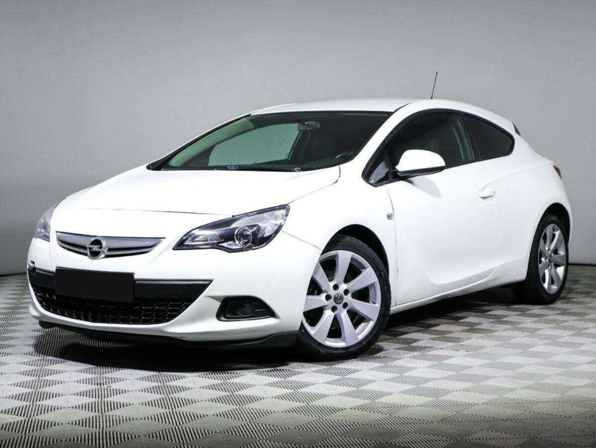 Opel Astra б/у, 2013, Механическая. Фото: #0