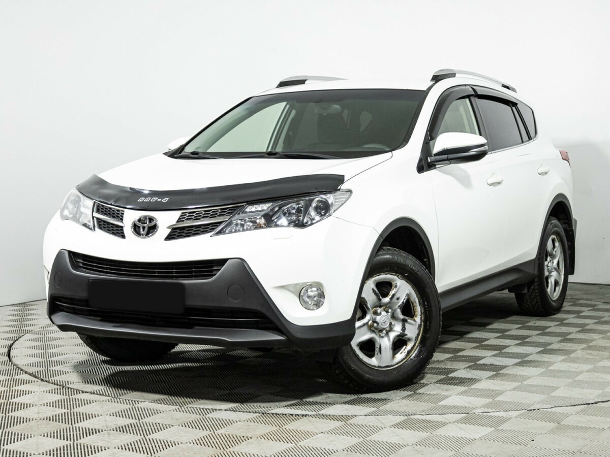 Toyota RAV4 б/у, 2014, Механическая. Фото: #0