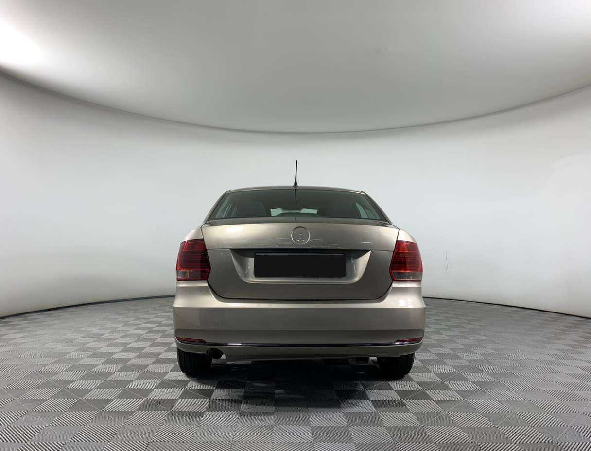 Volkswagen Polo б/у, 2015, Автоматическая. Фото: #5