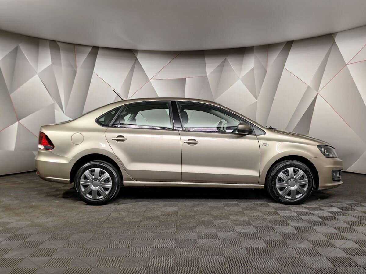 Volkswagen Polo б/у, 2016, Автоматическая. Фото: #5