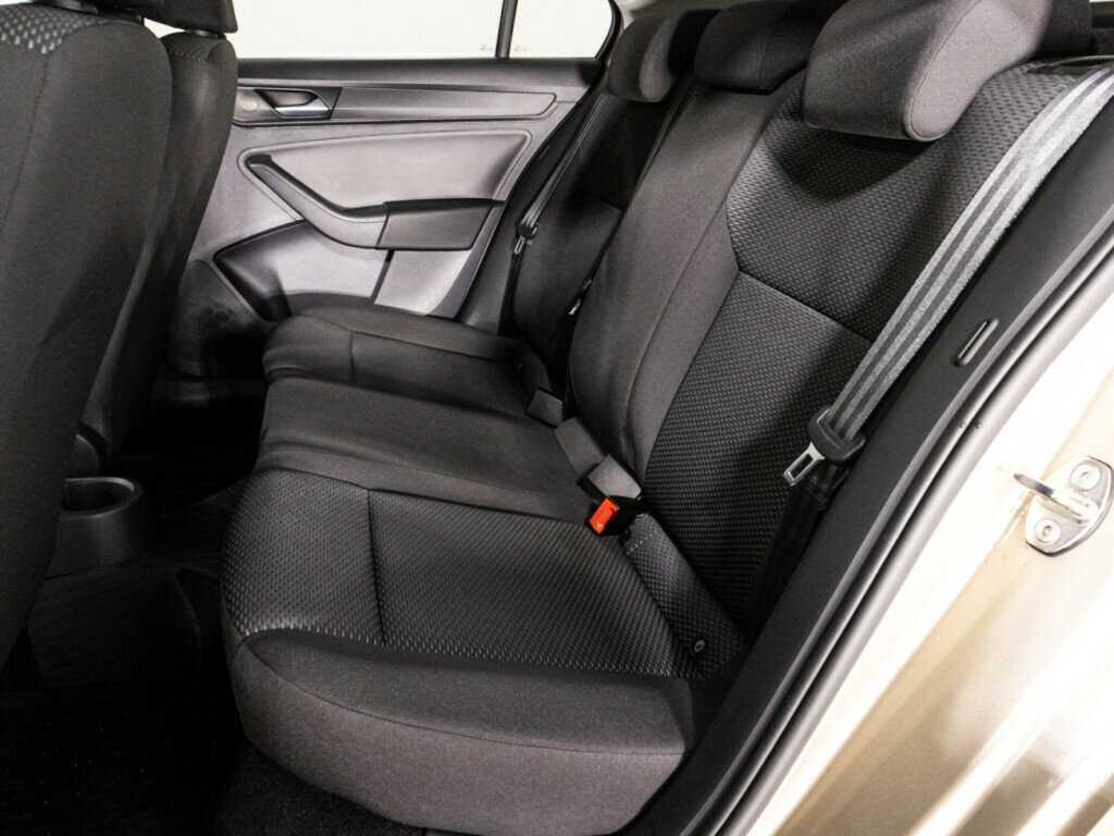 Volkswagen Polo б/у, 2020, Автоматическая. Фото: #9