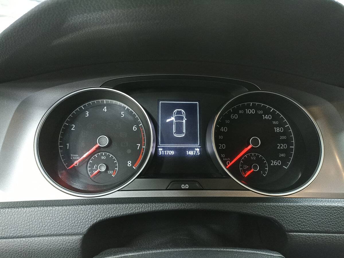 Volkswagen Golf б/у, 2013, Механическая. Фото: #12