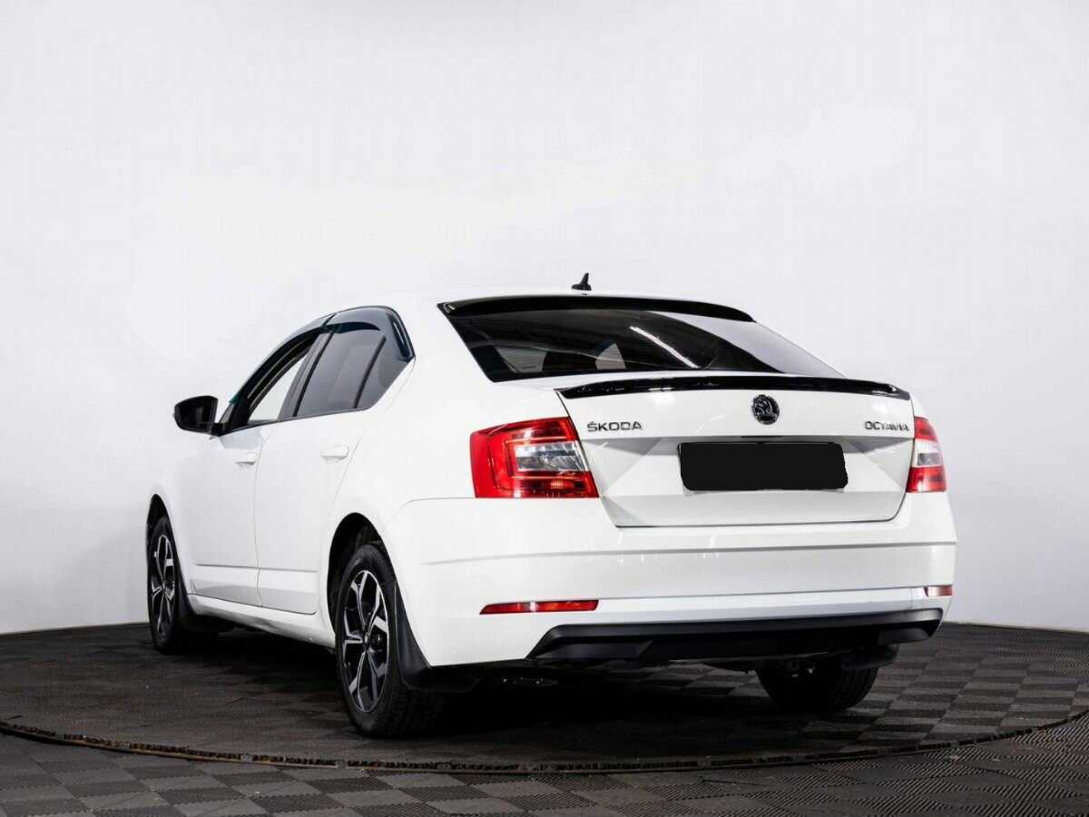 Skoda Octavia б/у, 2018, Механическая. Фото: #3