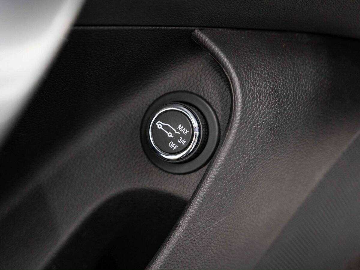 Opel Insignia б/у, 2013, Механическая. Фото: #28