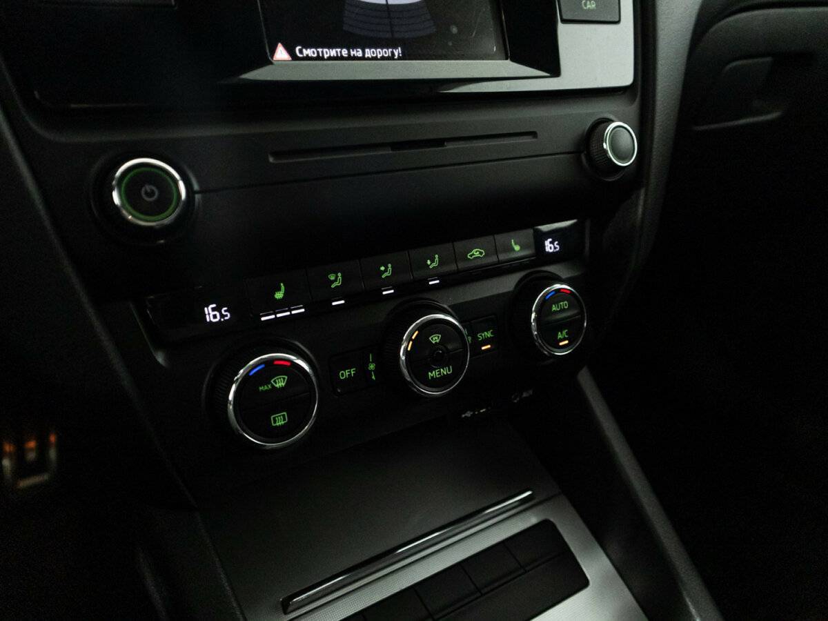 Skoda Octavia б/у, 2016, Роботизированная. Фото: #16