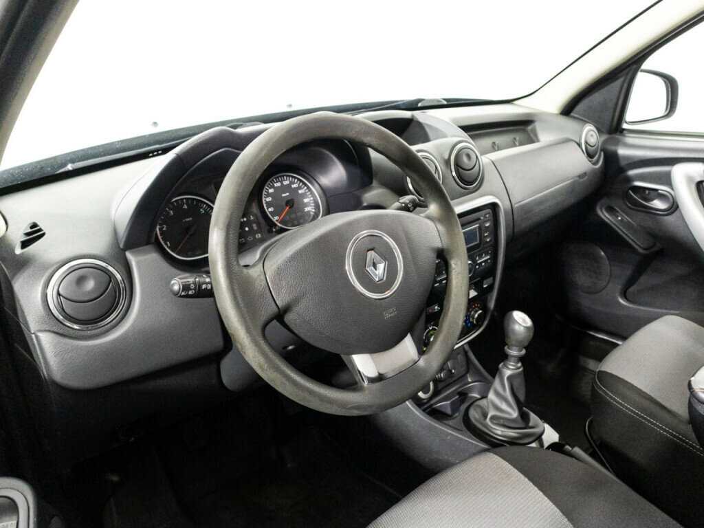 Renault Duster б/у, 2013, Механическая. Фото: #10