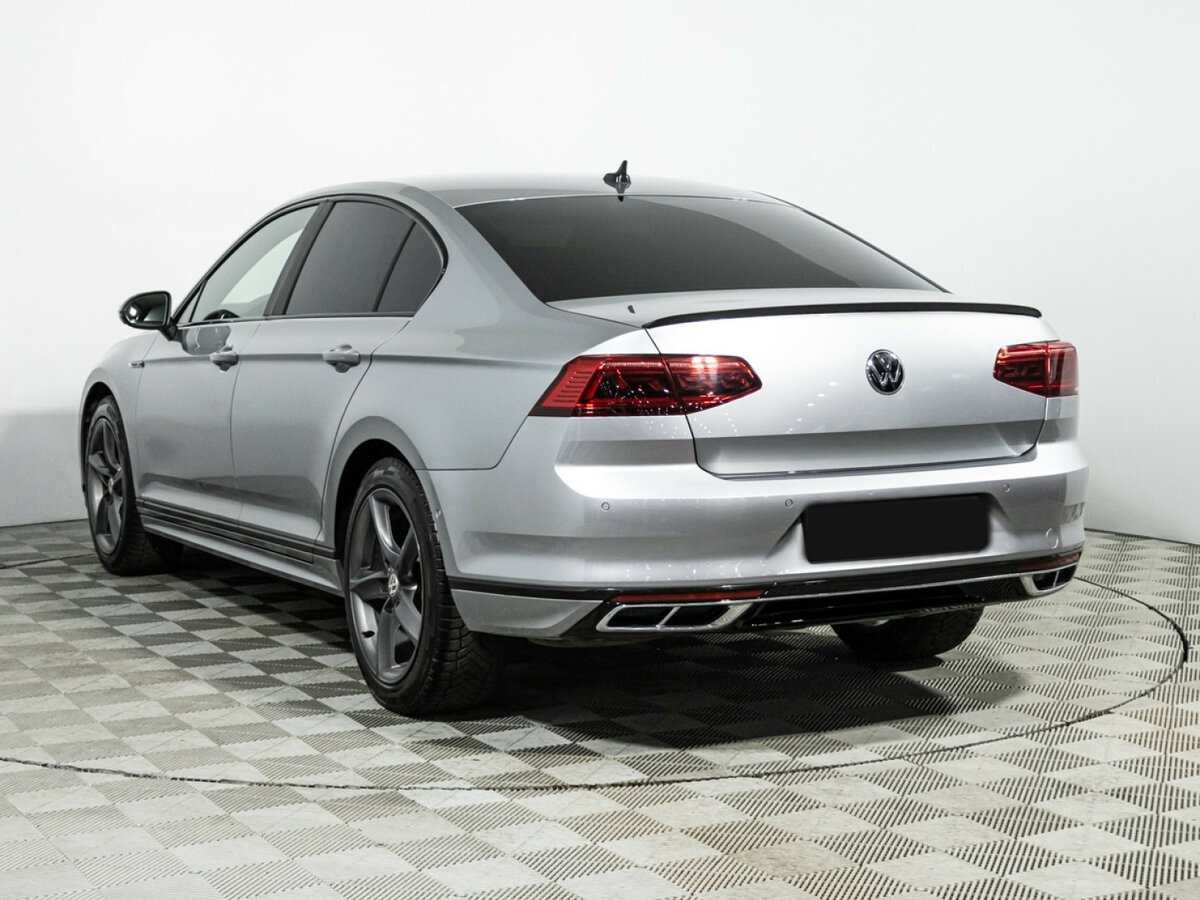 Volkswagen Passat б/у, 2021, Роботизированная. Фото: #6