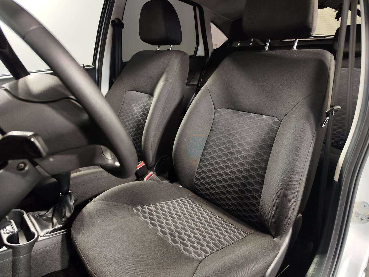 Lada (ВАЗ) Granta б/у, 2019, Механическая. Фото: #6