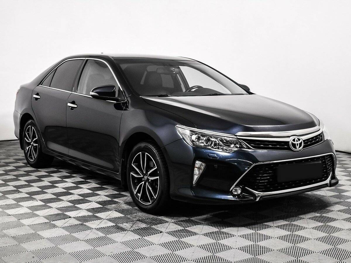 Toyota Camry б/у, 2017, Автоматическая. Фото: #2