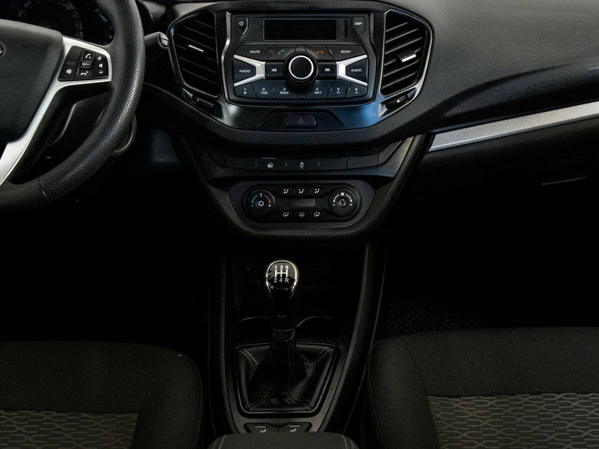 Lada (ВАЗ) Vesta б/у, 2021, Механическая. Фото: #10