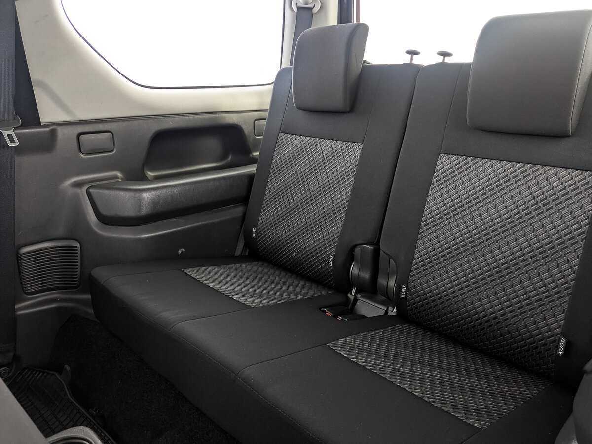 Suzuki Jimny б/у, 2017, Механическая. Фото: #12