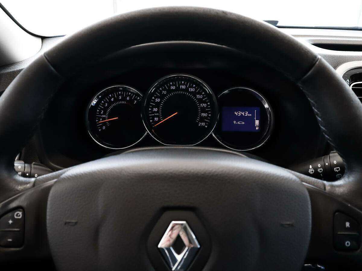 Renault Sandero б/у, 2017, Механическая. Фото: #14