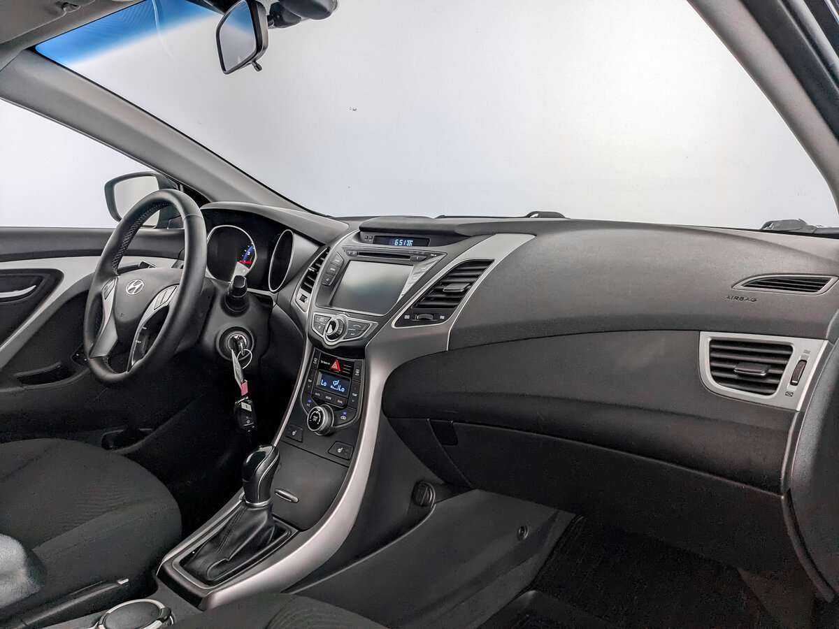 Hyundai Elantra б/у, 2014, Автоматическая. Фото: #8