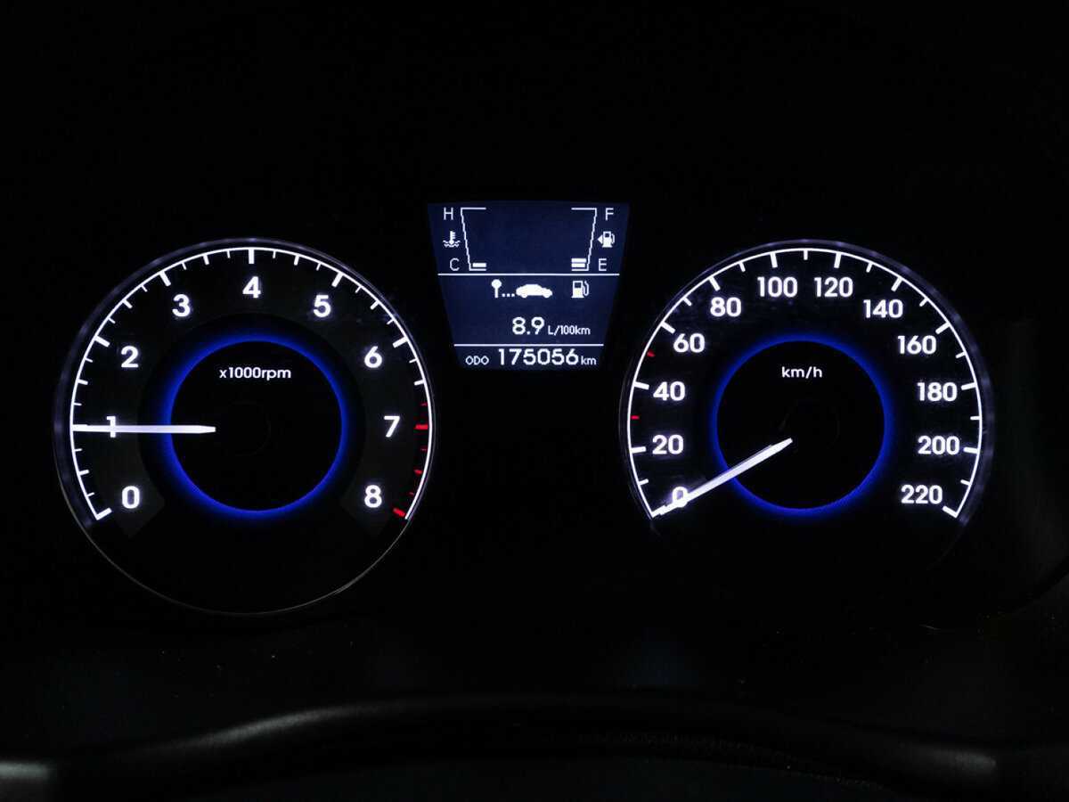 Hyundai Solaris б/у, 2013, Механическая. Фото: #11