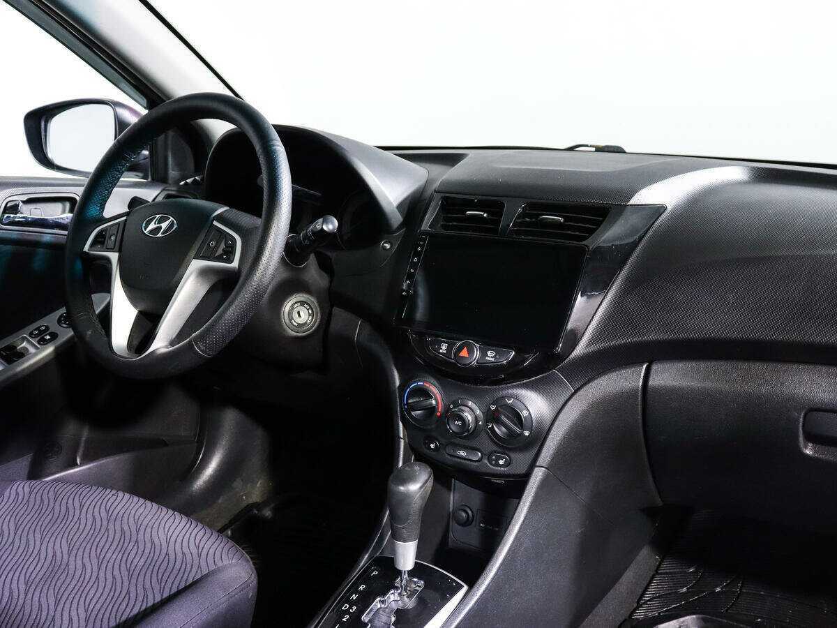 Hyundai Solaris б/у, 2012, Автоматическая. Фото: #8