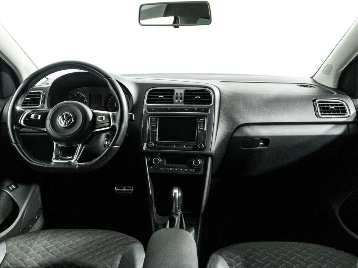 Volkswagen Polo б/у, 2018, Автоматическая. Фото: #12