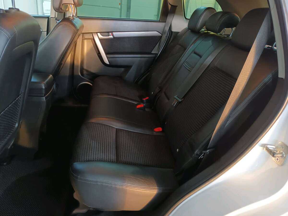 Chevrolet Captiva б/у, 2012, Автоматическая. Фото: #14