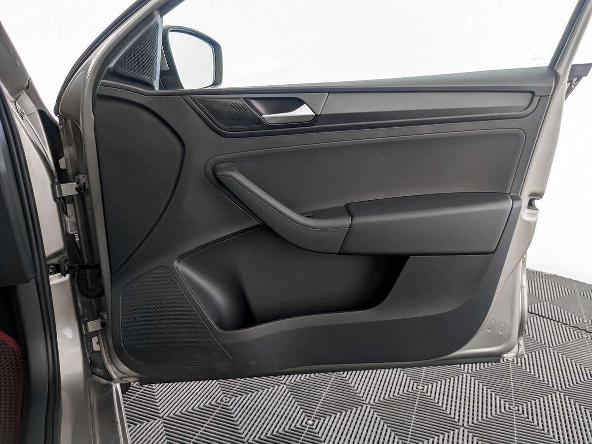 Volkswagen Polo б/у, 2020, Автоматическая. Фото: #22