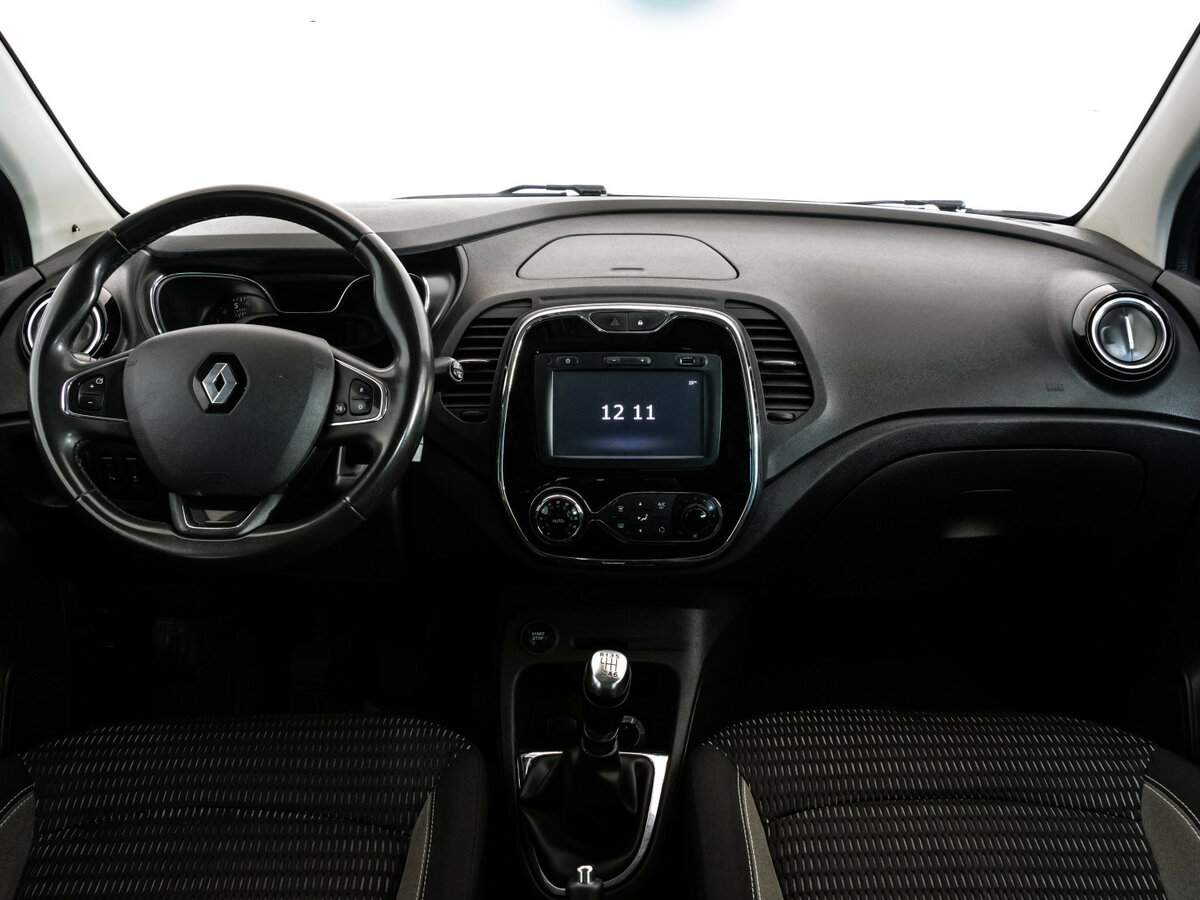 Renault Kaptur б/у, 2017, Механическая. Фото: #9