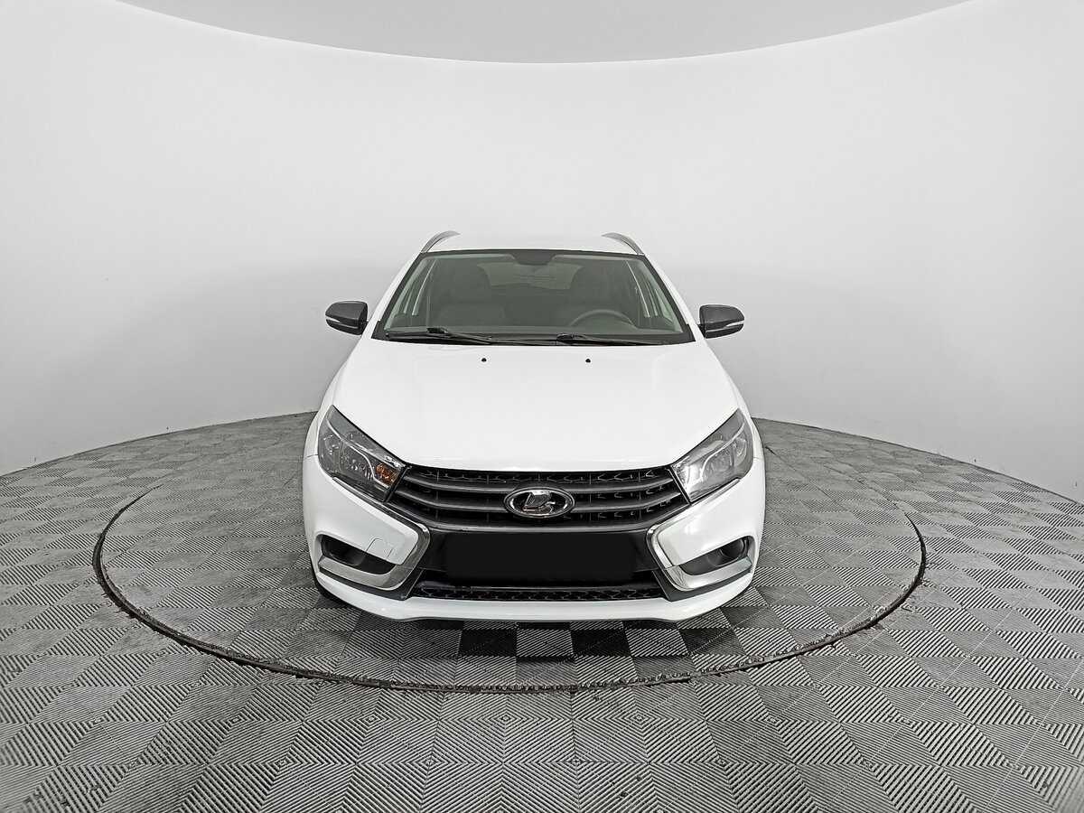 Lada (ВАЗ) Vesta б/у, 2019, Механическая. Фото: #1