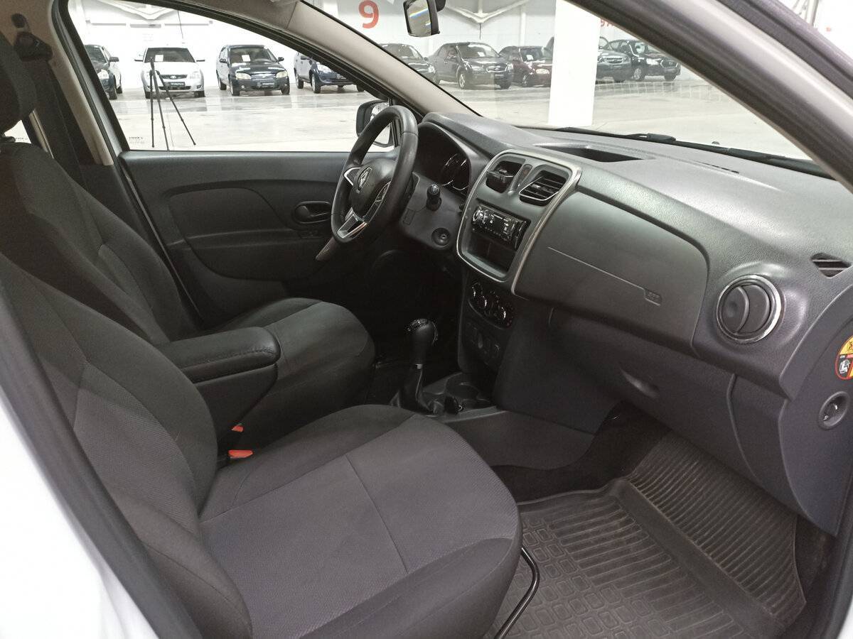 Renault Logan б/у, 2020, Автоматическая. Фото: #10