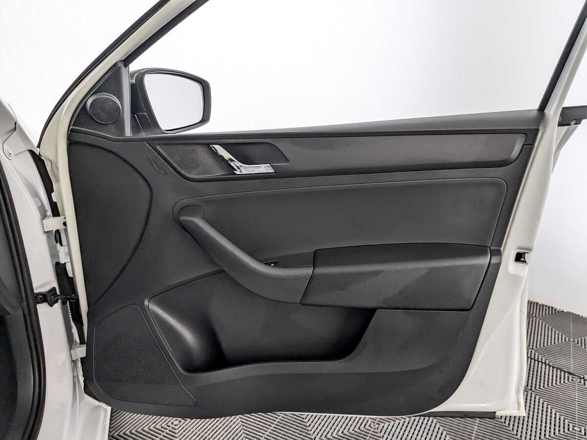 Skoda Rapid б/у, 2017, Механическая. Фото: #23