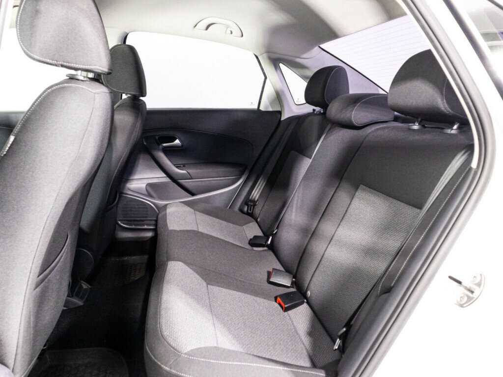 Volkswagen Polo б/у, 2017, Роботизированная. Фото: #9