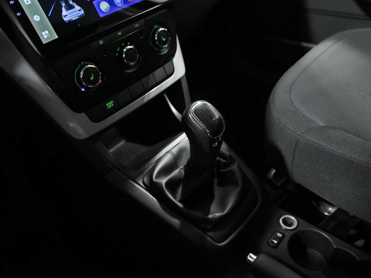 Skoda Yeti б/у, 2012, Механическая. Фото: #12