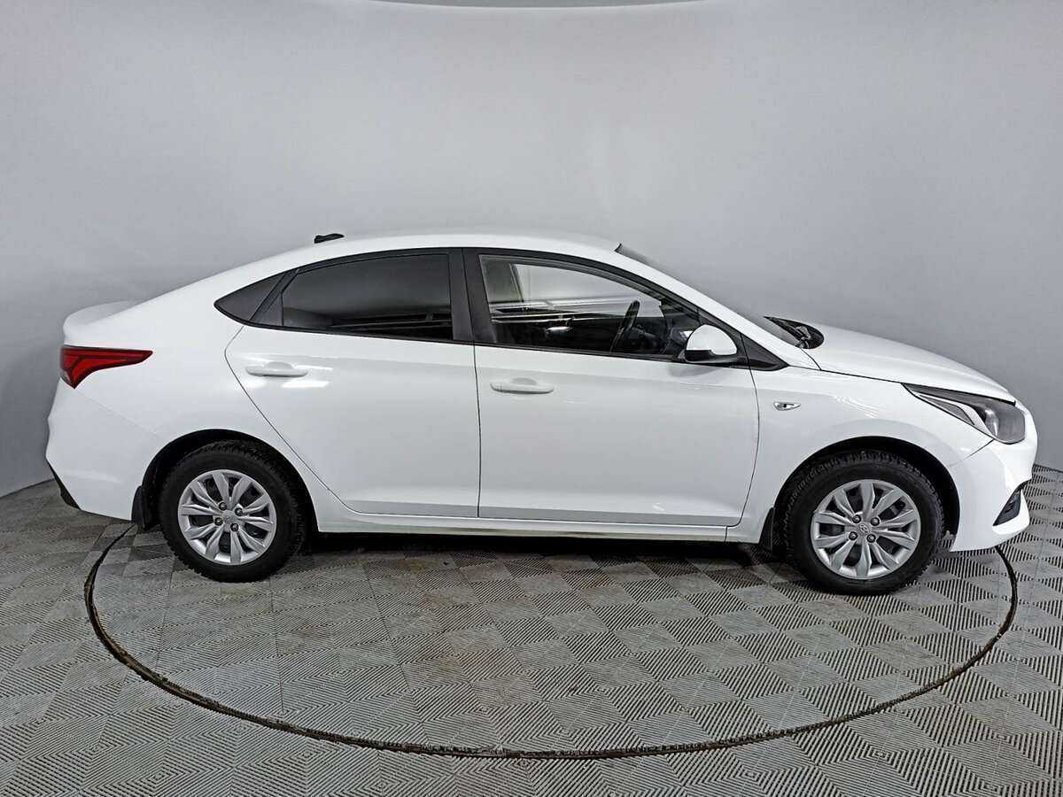 Hyundai Solaris б/у, 2017, Механическая. Фото: #3