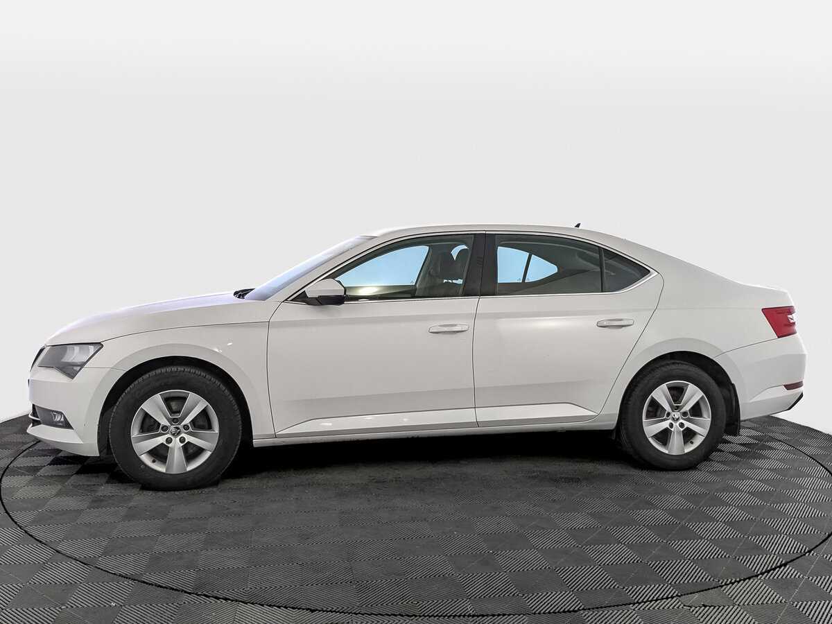 Skoda Superb б/у, 2017, Роботизированная. Фото: #7