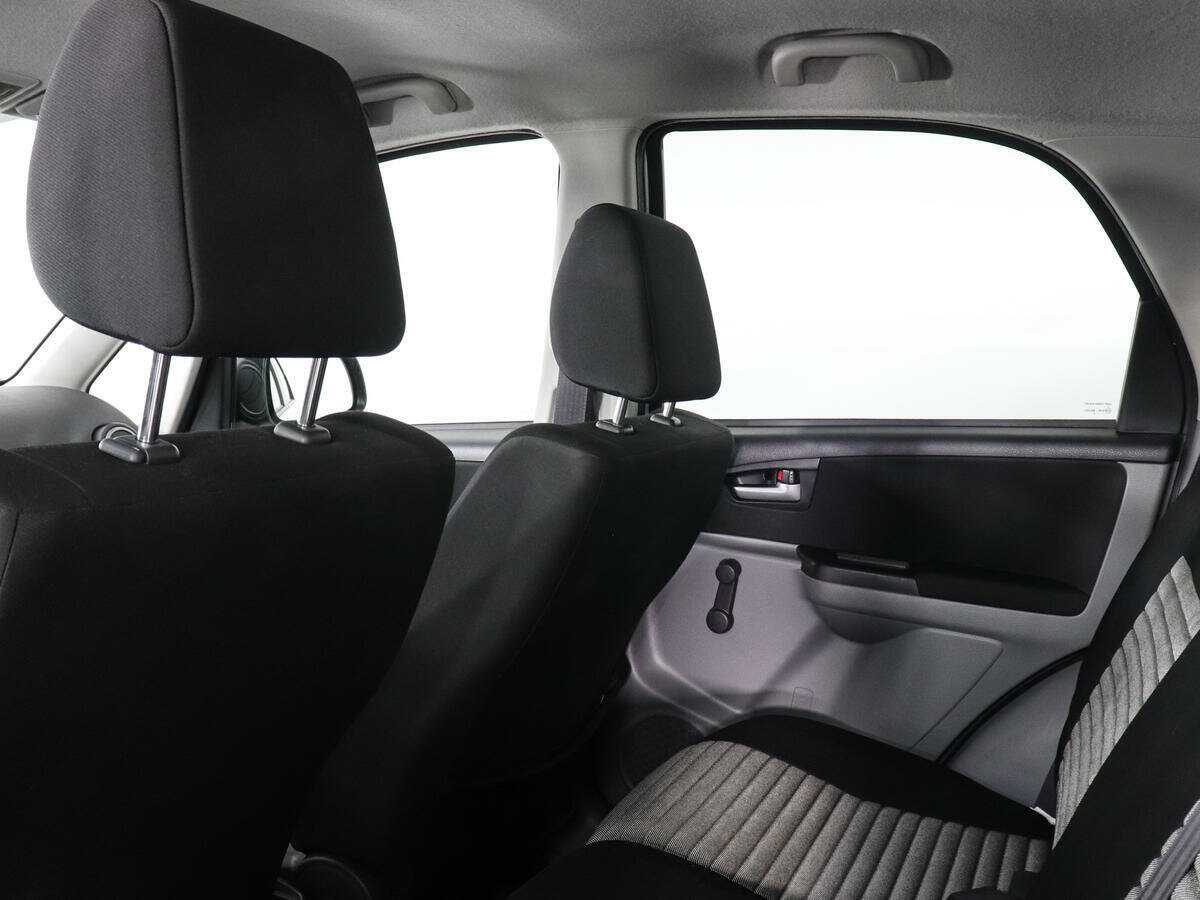 Suzuki SX4 б/у, 2014, Автоматическая. Фото: #11