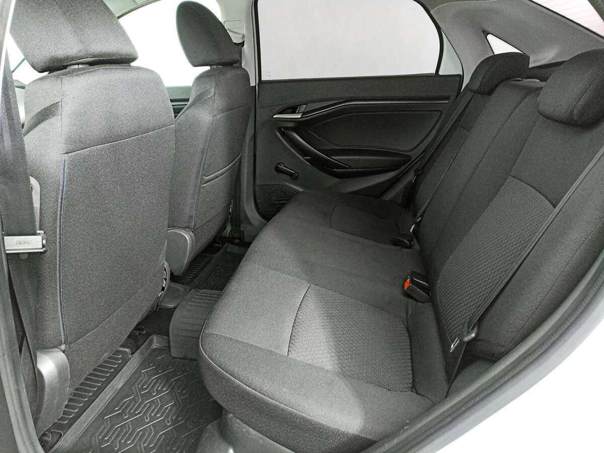 Lada (ВАЗ) Vesta б/у, 2021, Механическая. Фото: #9