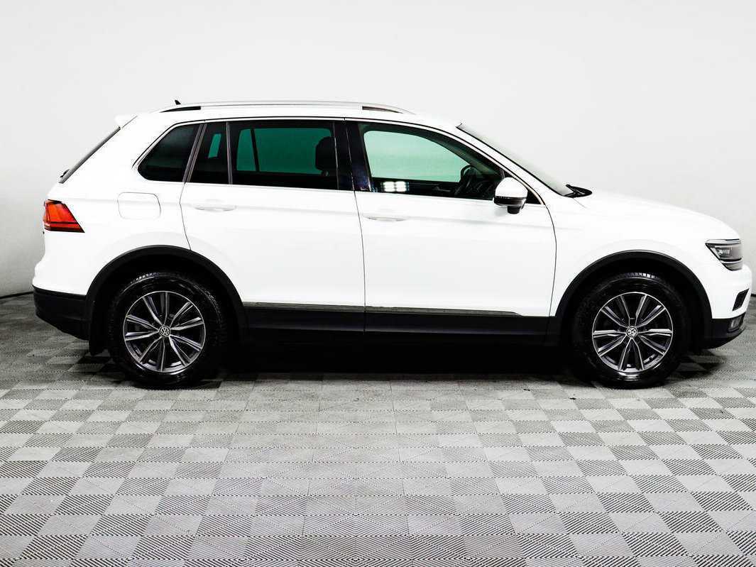 Volkswagen Tiguan б/у, 2017, Роботизированная. Фото: #3