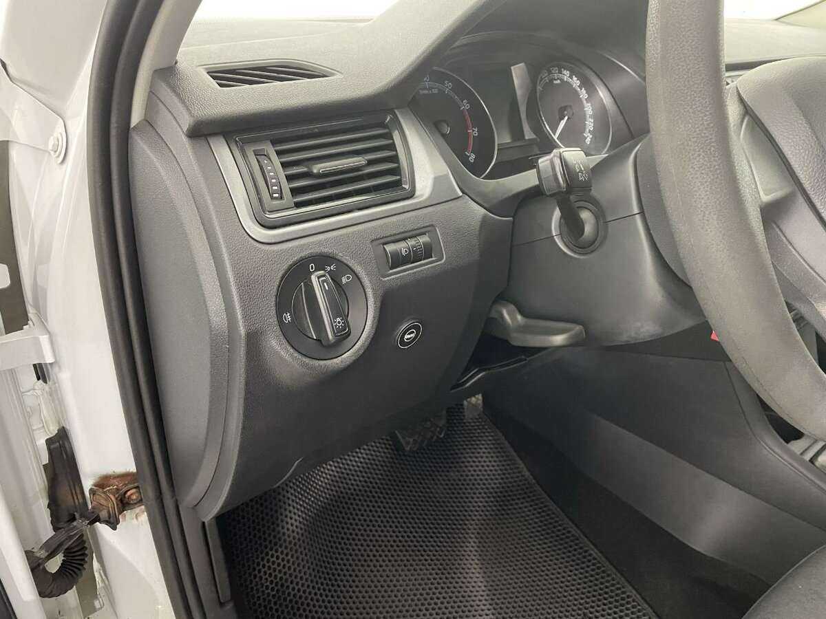 Skoda Rapid б/у, 2019, Автоматическая. Фото: #8