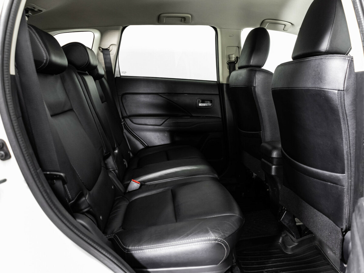 Mitsubishi Outlander б/у, 2016, Вариатор. Фото: #15