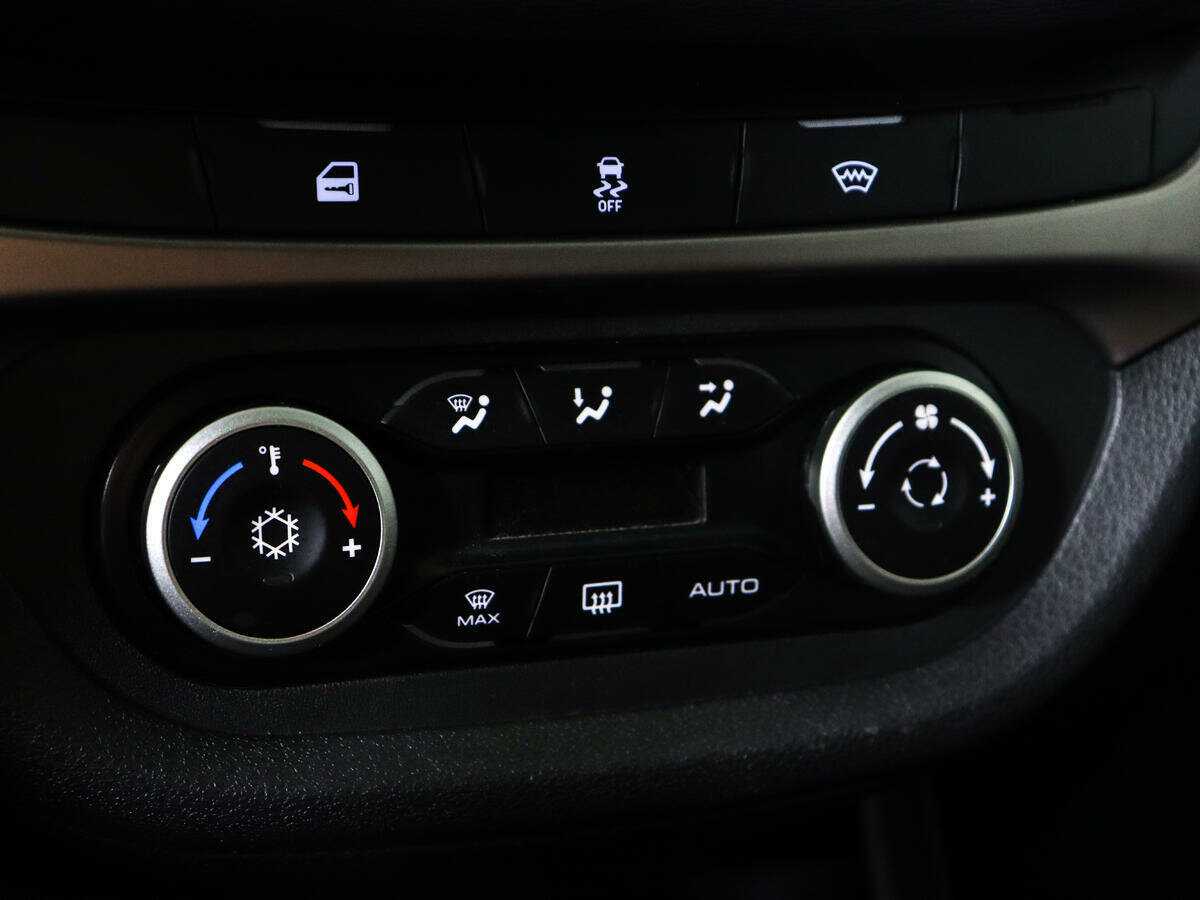 Lada (ВАЗ) Vesta б/у, 2019, Механическая. Фото: #14