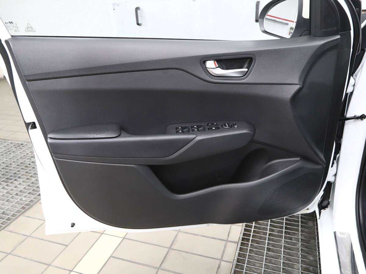 Hyundai Solaris б/у, 2021, Автоматическая. Фото: #5