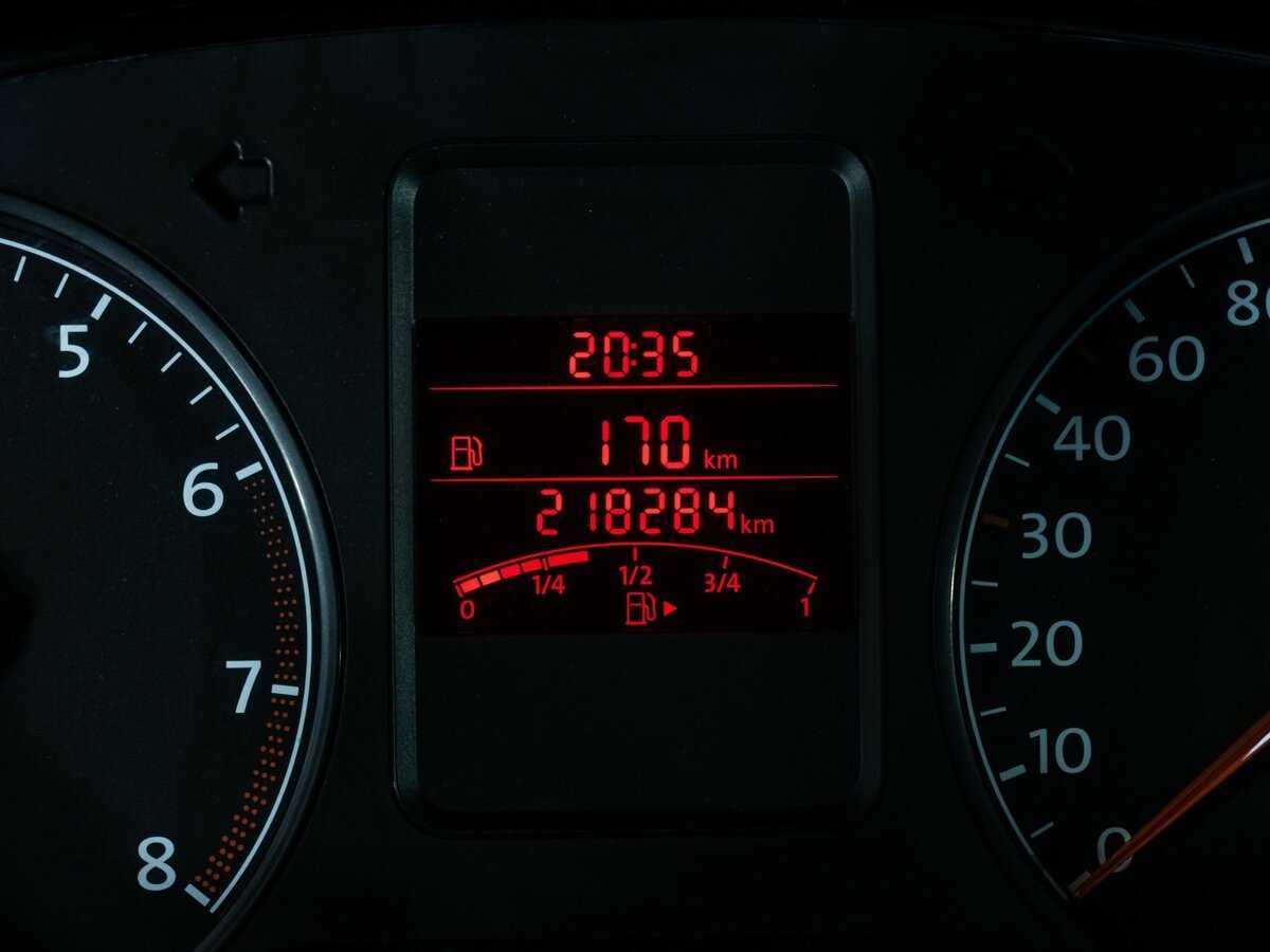 Volkswagen Polo б/у, 2013, Механическая. Фото: #12