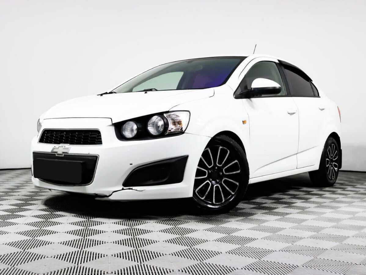 Chevrolet Aveo б/у, 2014, Механическая. Посмотреть фото