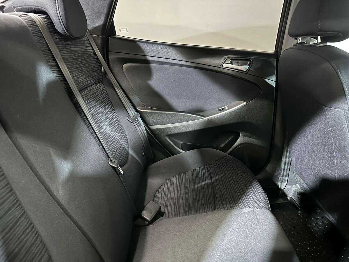 Hyundai Solaris б/у, 2015, Автоматическая. Фото: #10