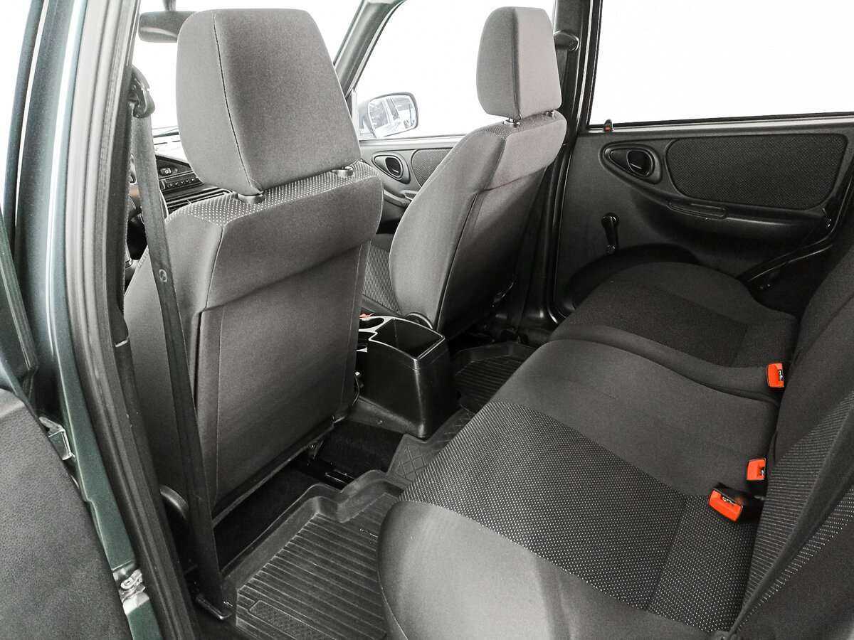 Chevrolet Niva б/у, 2014, Механическая. Фото: #9